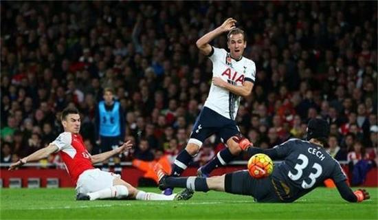 随着曼城新 随着曼城新